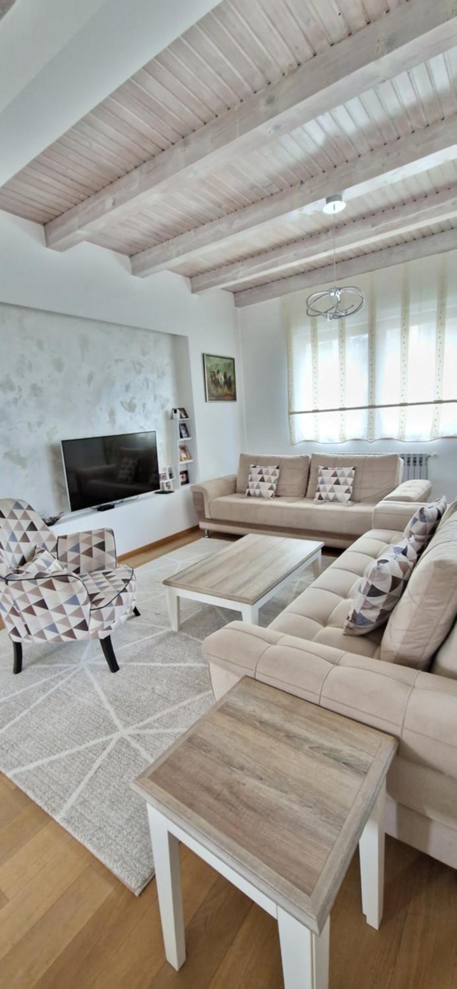Family Apartment With Garden Sarajevo Esterno foto