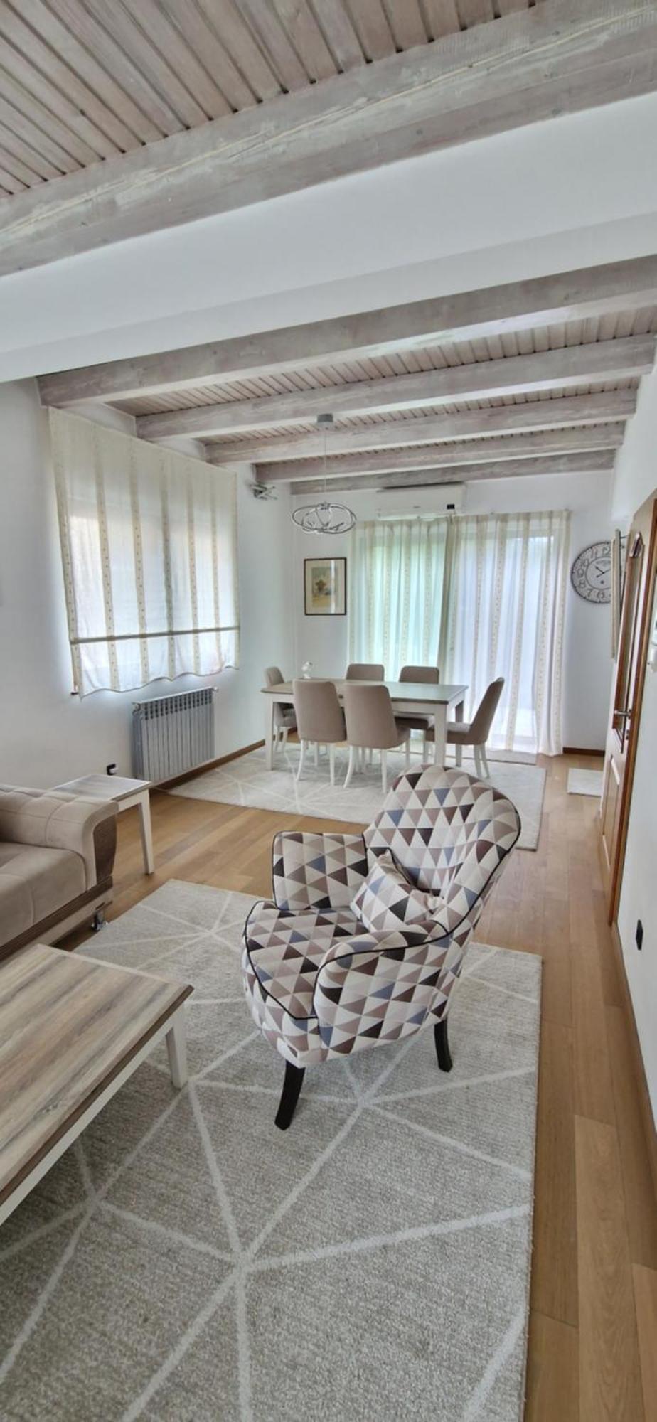 Family Apartment With Garden Sarajevo Esterno foto